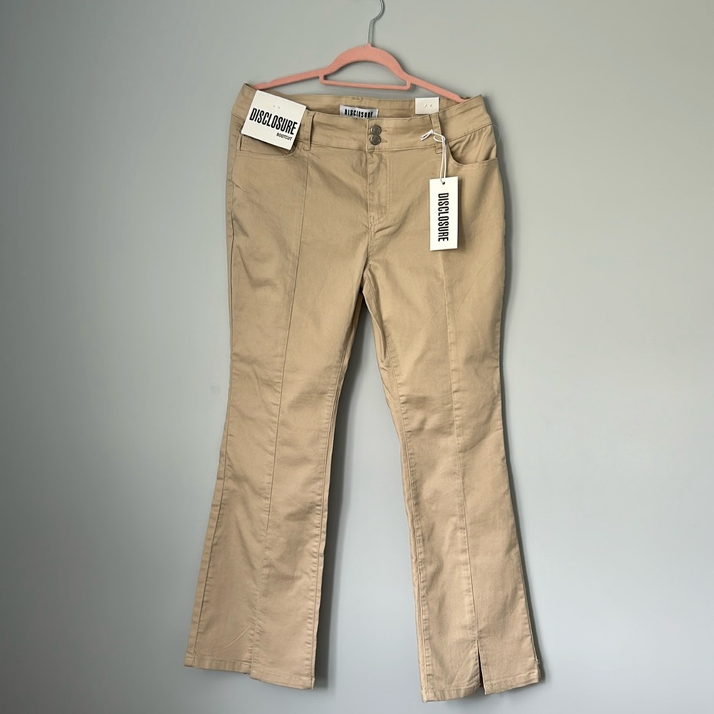 NWT Disclosure Stretch Khaki Bootcut Pants size 17/33 juniors